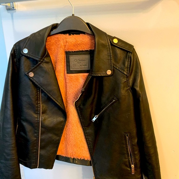 Faux leather fleece lined - Picture 1 of 7